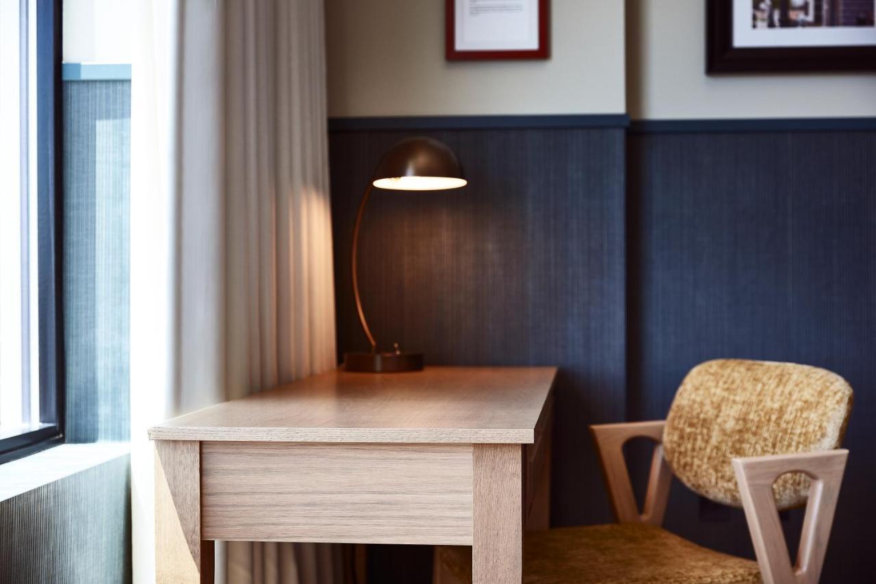 The Scarlet, Lincoln, A Tribute Portfolio Hotel 外观 照片