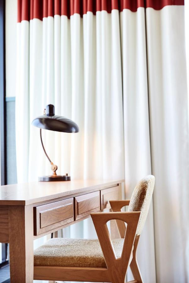 The Scarlet, Lincoln, A Tribute Portfolio Hotel 外观 照片