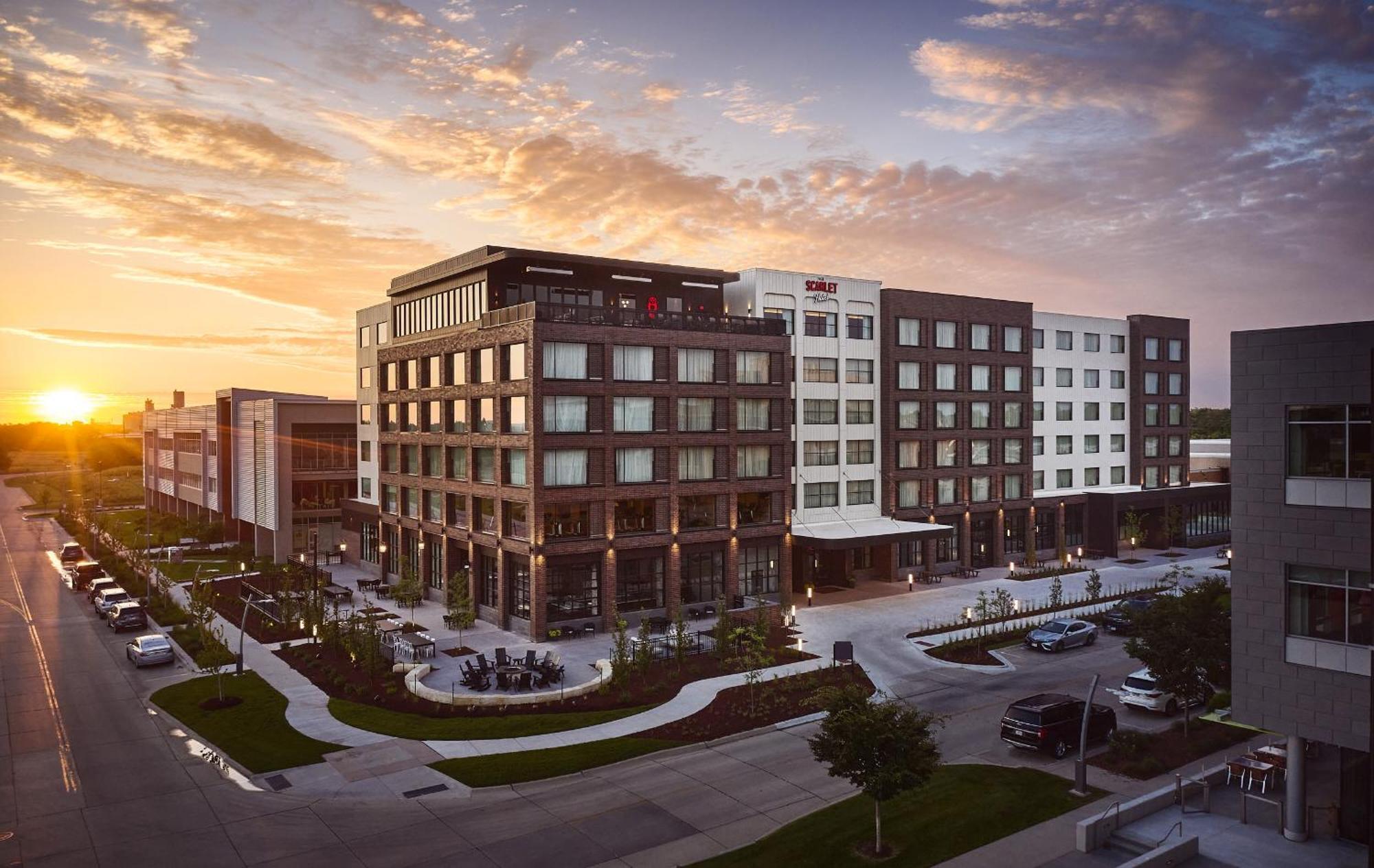 The Scarlet, Lincoln, A Tribute Portfolio Hotel 外观 照片